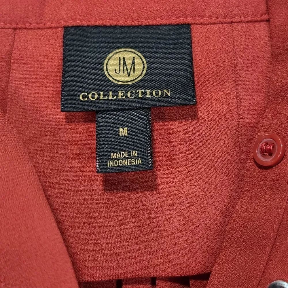 JM Collection Rivet Pleated-Back Blouse - Picture 4 of 12